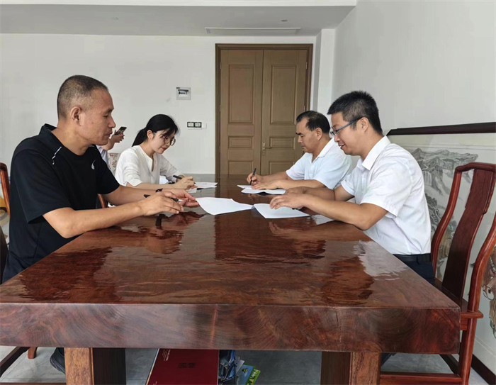 萬人下鄉(xiāng)、千村提升”工程村企共建行動